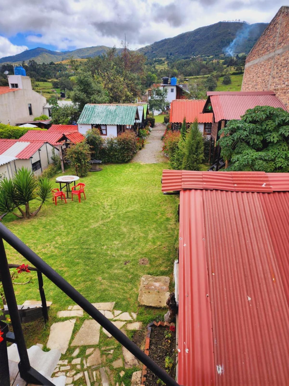 Hospedaje Las Cabanas モングイ エクステリア 写真